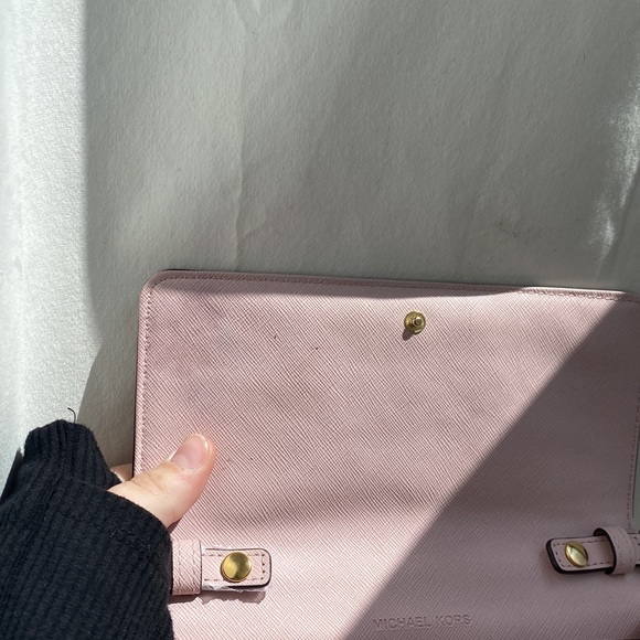 Micheal Kors Crossbody bag Pink/blush and Gold - Picture 4 of 6